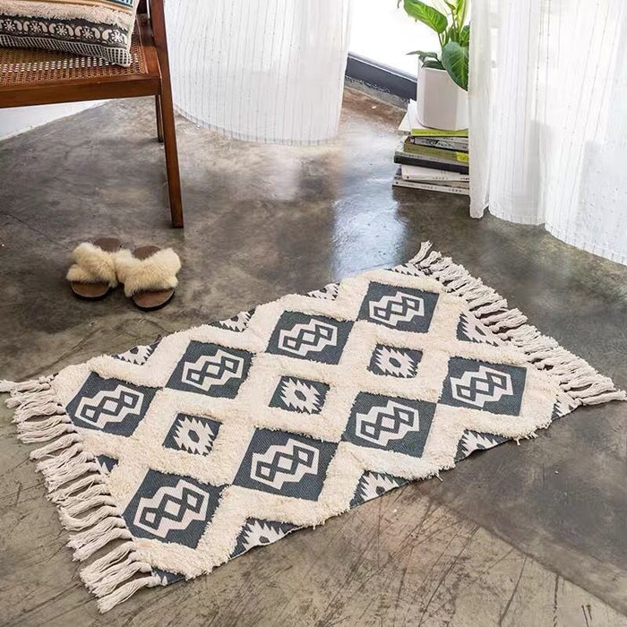 Retro Bohemian Hand Woven Cotton Linen Tassel Carpet Rug