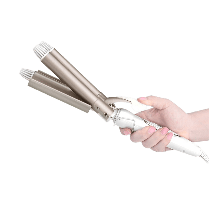 Triple Barrel Hair Curling