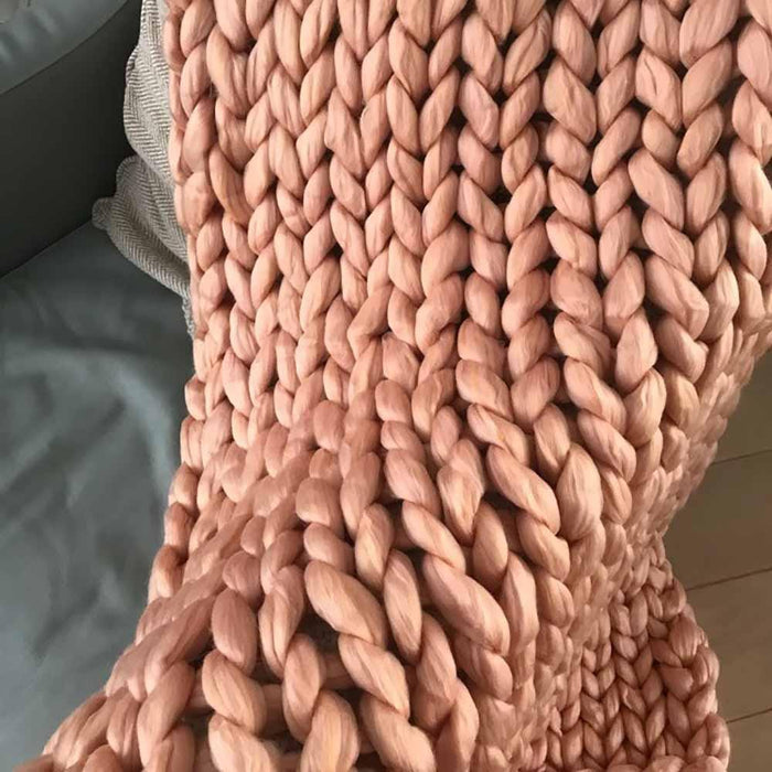 Chnky Knit Blanket