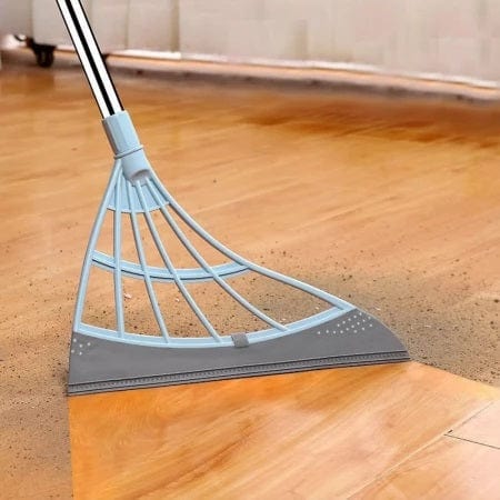 QuikClean Multifunctional Silicone Sweeper
