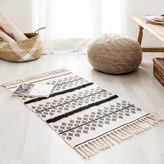 Retro Bohemian Hand Woven Cotton Linen Tassel Carpet Rug
