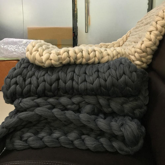 Chnky Knit Blanket